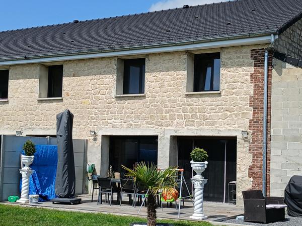 Tout confort / entièrement rénovée