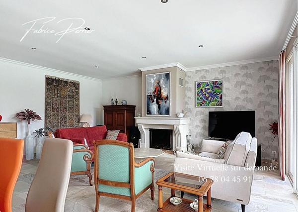 MAISON 147 m2 avec piscine