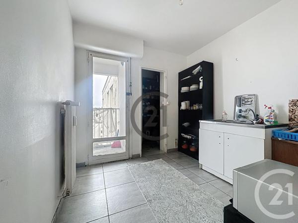 Appartement F4 à vendre  4 pièces - 72,67 m2 REIMS - 51