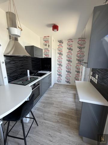 Appartement
                                                                                                                                                                                                                                                                                                                        3 pièce(s)                                                                                                                                                                                                          2 chambre(s)                                                                                                                                                                                                          69  m²