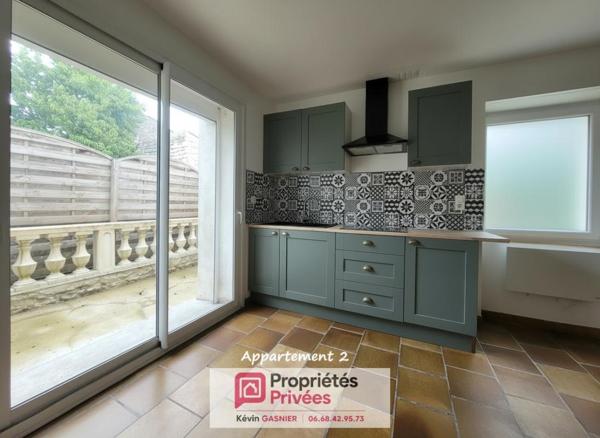 RUELLE SUR TOUVRE (16600) : Immeuble de rapport avec 4 logements + 1 local commercial