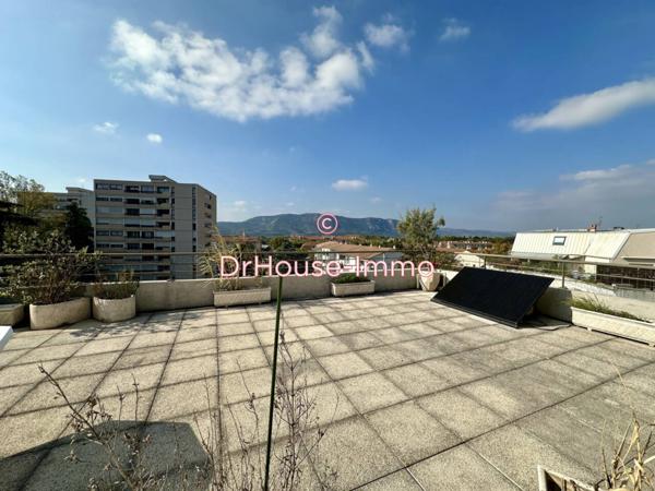 Appartement à vendre 5 pièces de 142 m²