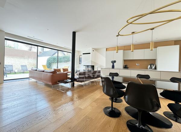 A VENDRE, SITUEE DANS L'UN DES QUARTIERS LES PLUS RECHERCHES DE PERIGUEUX .