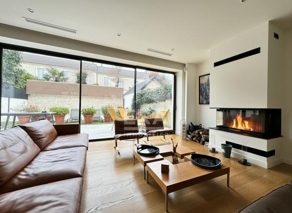 A VENDRE, SITUEE DANS L'UN DES QUARTIERS LES PLUS RECHERCHES DE PERIGUEUX .