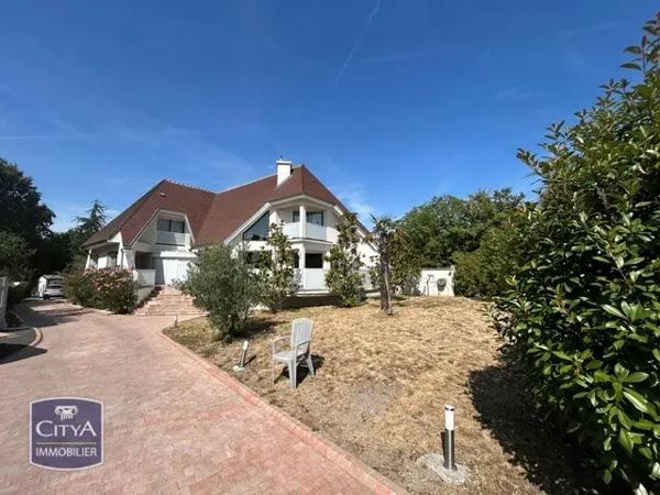 Maison à vendre 14 pièces 450m² Vaujours (93410)