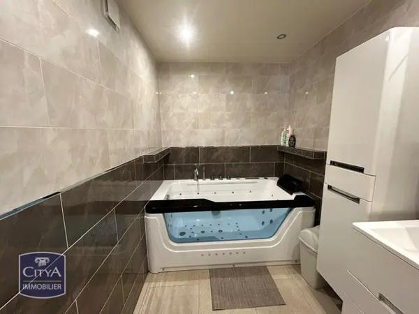 Maison à vendre 14 pièces 450m² Vaujours (93410)