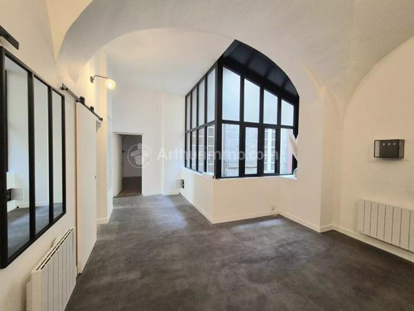 Vente                                                      Appartement
                        
                                         120 m2                     à Clermont-Ferrand