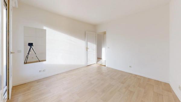 Vente Appartement 2 pièces 54 m2 à Saint-Germain-Lès-Corbeil