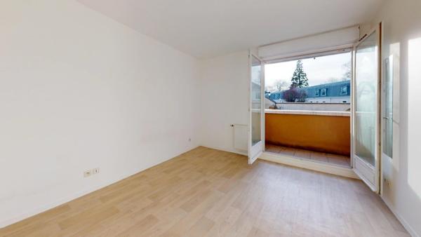 Vente Appartement 2 pièces 54 m2 à Saint-Germain-Lès-Corbeil