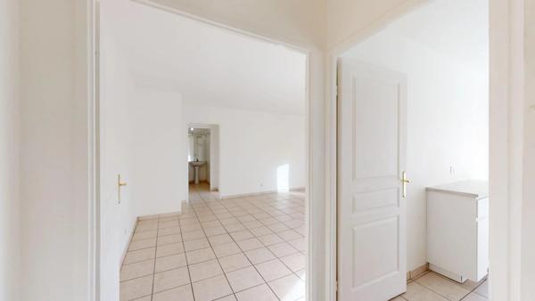 Vente Appartement 2 pièces 54 m2 à Saint-Germain-Lès-Corbeil