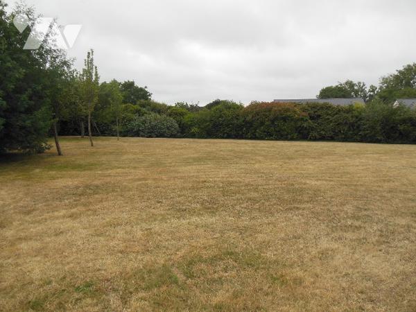 Belle propriété à SAINT-BRIAC de 166 m² sur terrain de 3223 m², 4 ch, 2 sdb, garage, proche commerce