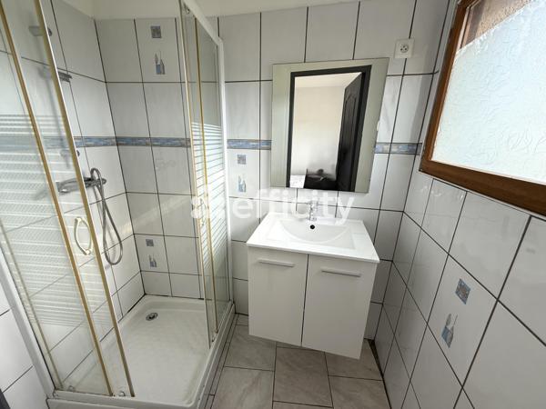 Maison 7 pièces - 169 m² Exclusivité efficity