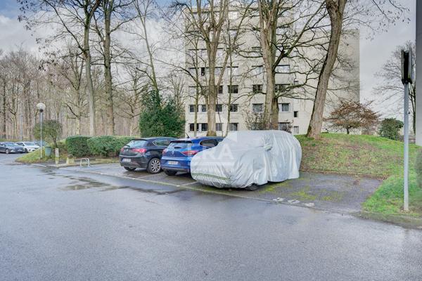 Sèvres - Les Hauts de Sèvres - 4 pièces 76 m², 3 chambres, parking et cave - Résidence verdoyante