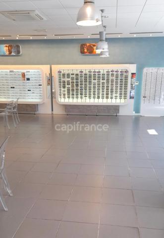 Et si vous repreniez votre propre magasin d’optique pour 230 000 € ?