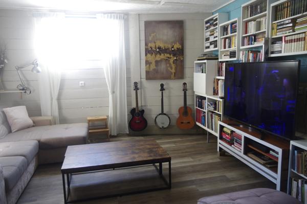 Maison à vendre à Vic Fezensac 32190 , 6 pièces, 3 chambres, jardin exposition Sud /Est, puits, garage et parking.