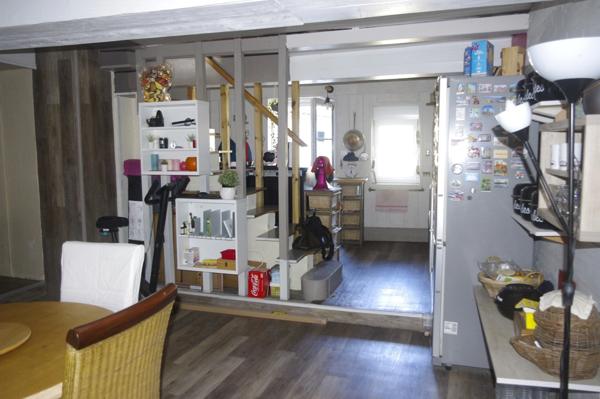 Maison à vendre à Vic Fezensac 32190 , 6 pièces, 3 chambres, jardin exposition Sud /Est, puits, garage et parking.