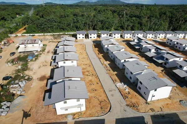 DPT GUYANE, à louer MACOURIA maisons T3 de 82.53 m²