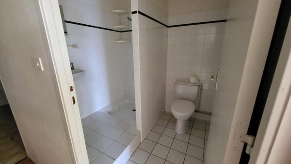 Proche de Saint Germain du Salembre maison de 169 m² de 6 pièces piscine grange sur 1835 m²