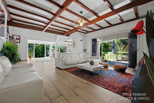 Villa à vendre à Saint-Gilles-les-Bains à la Réunion (97434), ref : 97424/121