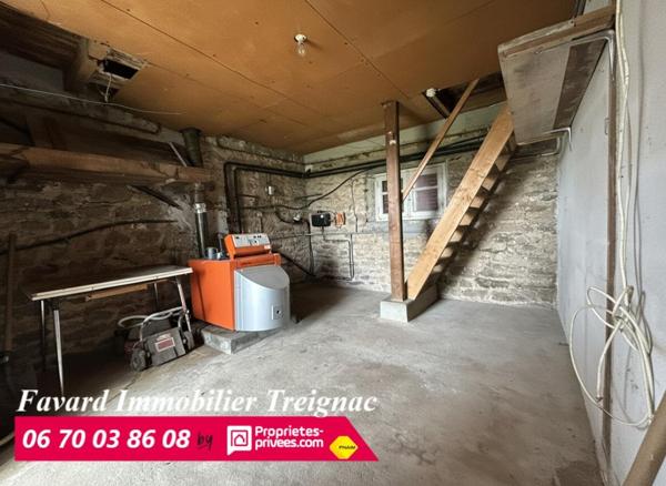 Maison à rénover, grand terrain constructible, secteur calme, 19370 Chamberet