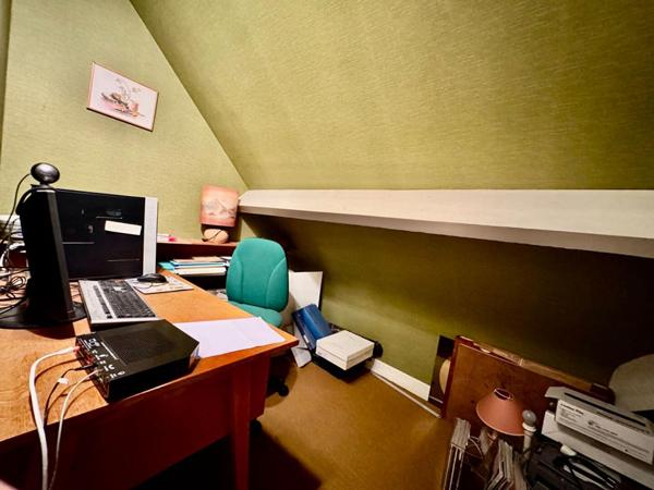 Superbe Maison de 200m2  6 chambres, parcelle de 1791m2 à Saint Fuscien (80480)