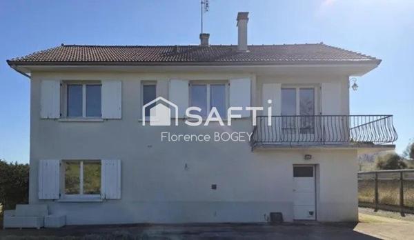 Maison familiale avec jardin et verger dans un quartier paisible