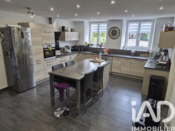 Maison à vendre 6 pièces 211 m² Saint-Ouen-lès-Parey