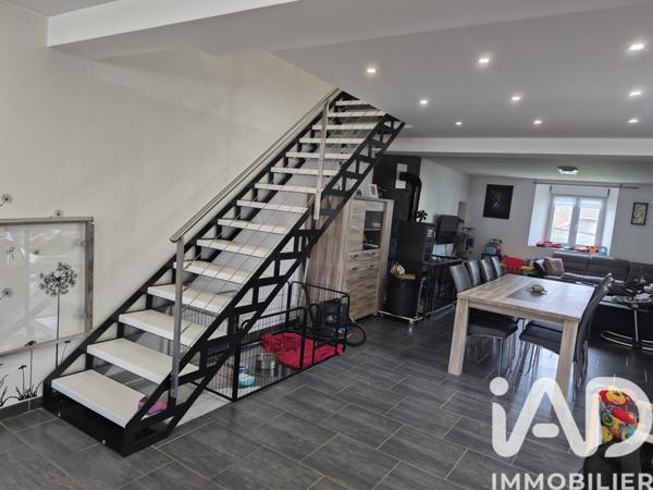 Maison à vendre 6 pièces 211 m² Saint-Ouen-lès-Parey