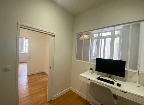 Appartement T2 bis hyper centre ville hôtel particulier + cave