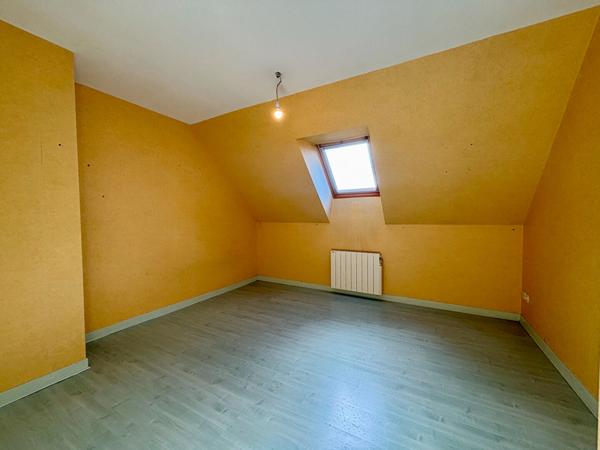 Maison familiale avec possibilité de logement indépendant.