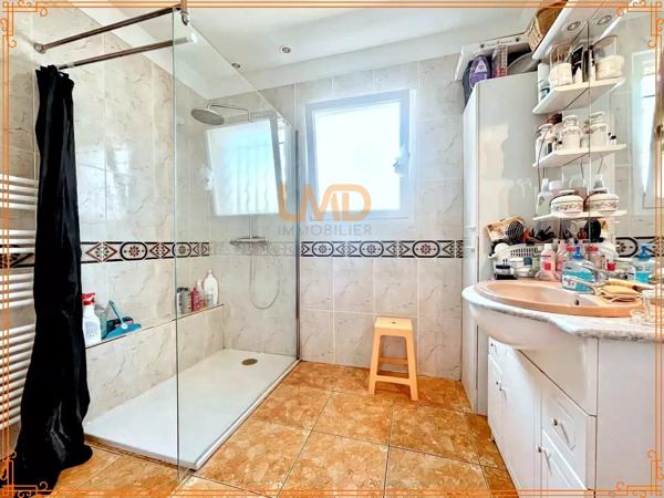 Villa contemporaine T4 de 116 m² de plain-pied à Paulhan (34230)