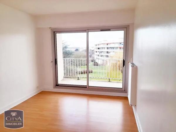 Appartement à louer 3 pièces 70.84m² Viroflay (78220)