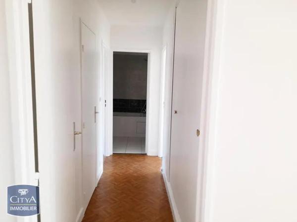 Appartement à louer 3 pièces 70.84m² Viroflay (78220)