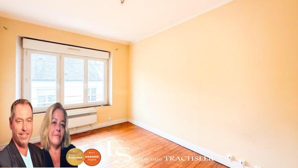 Fort potentiel pour cette maison de 5 chambres avec jardin et accès rivière !