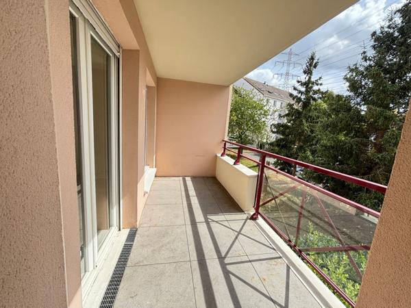 Beau F3 lumineux avec balcons, parking et cave – Quartier du Pileu à Massy (91)