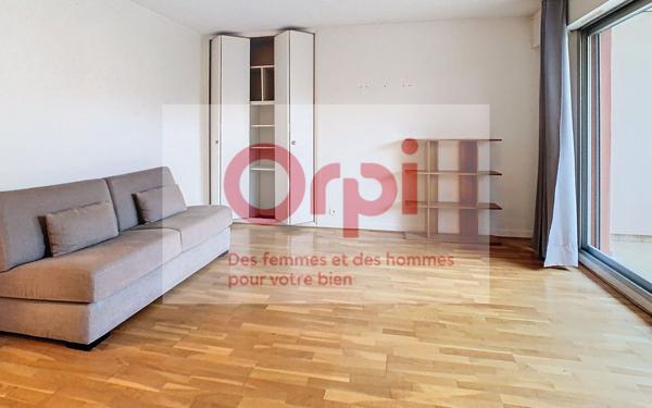 Appartement à vendre    1 pièce • 33 m2 Issy-les-Moulineaux