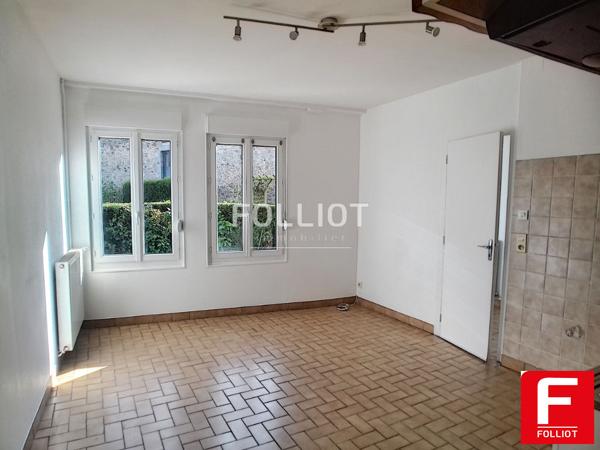 A LOUER - Maison Villedieu - 5 pièces - 90 m2 - jardin - proximité du centre ville.
