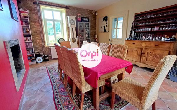 Maison à vendre    6 pièces • 271 m2 Saint-Martin-Boulogne