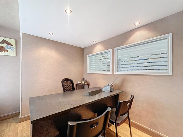 À vendre ? Murs commerciaux à Marseille 13013 (Saint-Jérôme)