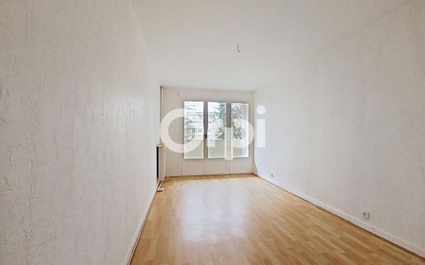 Appartement à vendre    3 pièces • 64 m2 Saint-Fargeau-Ponthierry