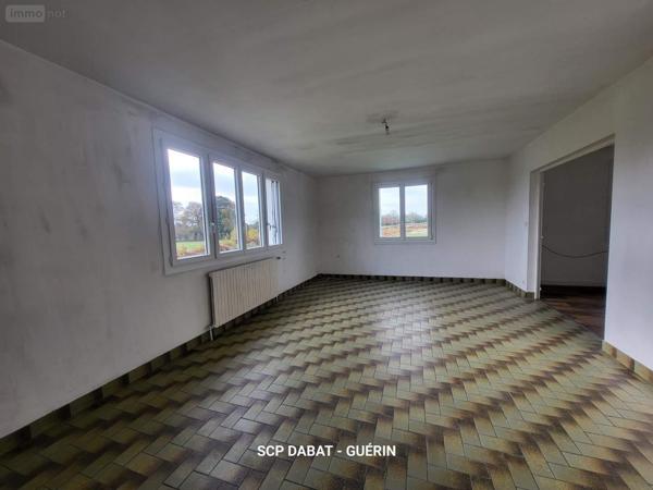 Maison à vendre à Fougerolles-du-Plessis en Mayenne (53190), ref : 8333