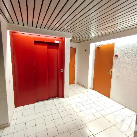 Au calme - Appartement T3 de 68 m² à vendre à Gap avec ascenseur - Cave - Parking - Garage ...
