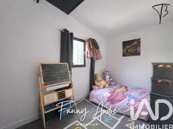 Maison à vendre 5 pièces 92 m² Le Castellet