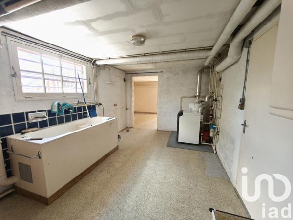 Maison à vendre 5 pièces 117 m² Château-Gontier-sur-Mayenne