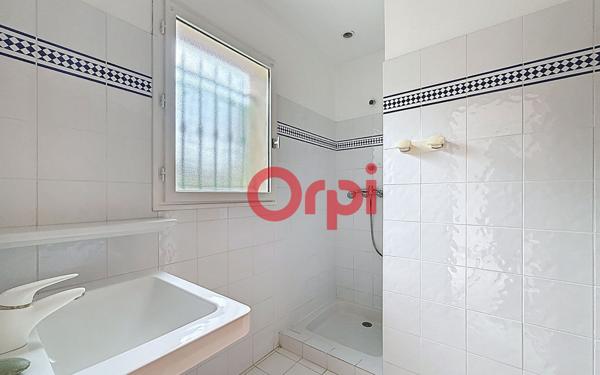 Maison à vendre    4 pièces • 115 m2 La Seyne-sur-Mer