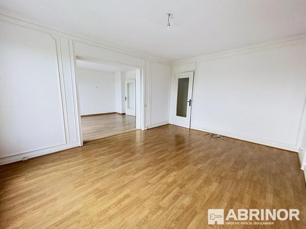 Grand appartement de 125m² avec balcon et garage TOURCOING