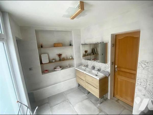 Fresnoy le grand - 5 ch - jardin - dépendance