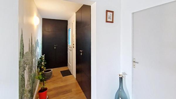 LE HAILLAN : MAISON AU CALME, 4 CHAMBRES, PISCINE