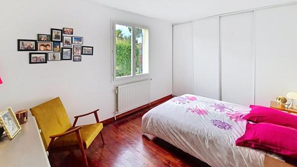LE HAILLAN : MAISON AU CALME, 4 CHAMBRES, PISCINE