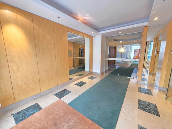 Appartement à vendre 4 pièces PARIS 16EME ARRONDISSEMENT (75)